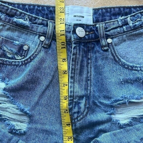 One Teaspoon Womens Mid Waist Bandits Distressed Denim Shorts Size 28 Blue Casua - Picture 2 of 16